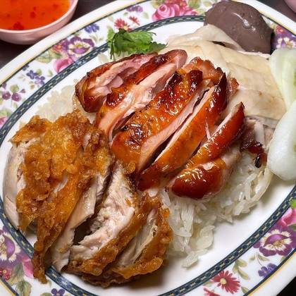 V06 Chicken and Duck  with Rice 鸡肉和鸭肉饭
