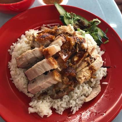 V08 Chicken and Pork with Rice 鸡肉猪肉饭
