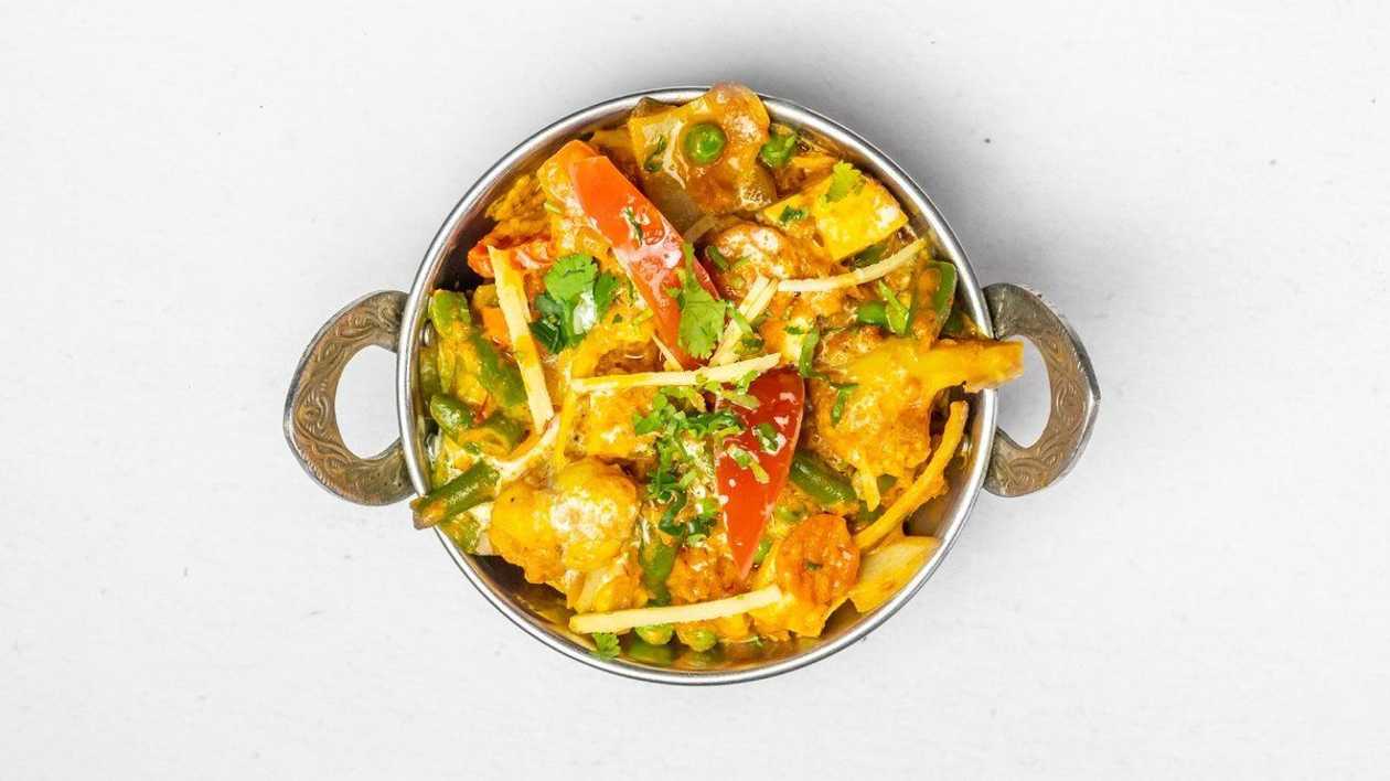 Vegetable Mix + Tandoori Naan + Coca–Cola 0,33 l