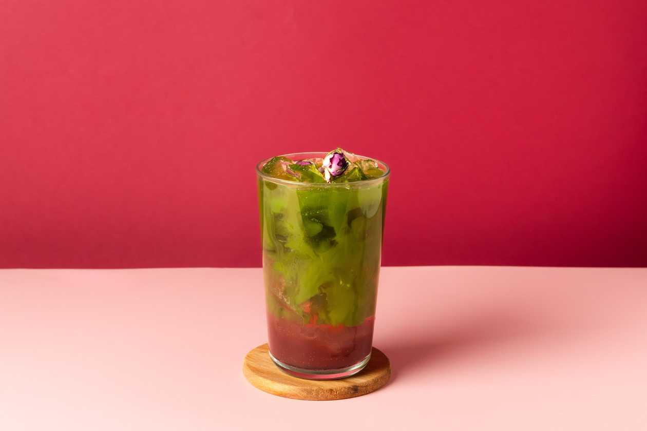 Rabarberi matcha toonik