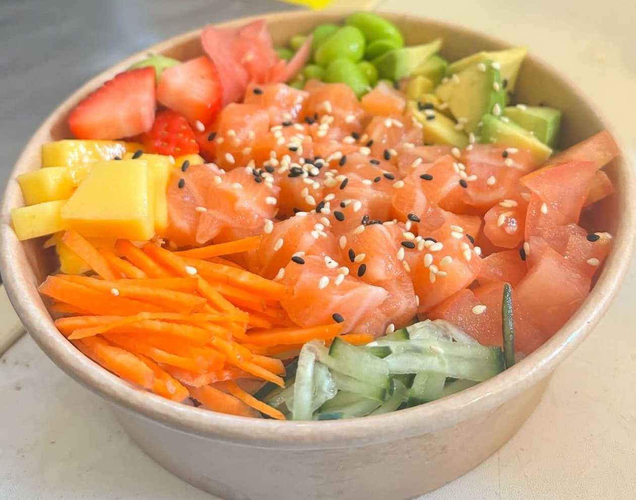 Salmon poke bowl