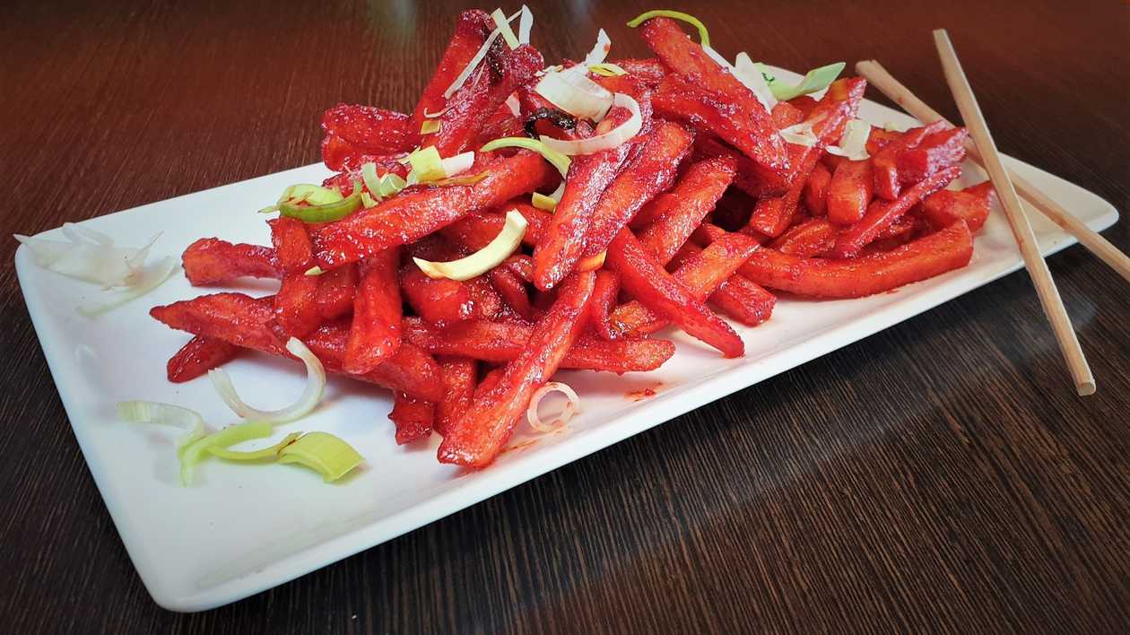 7. Spicy French Fries 🌶️