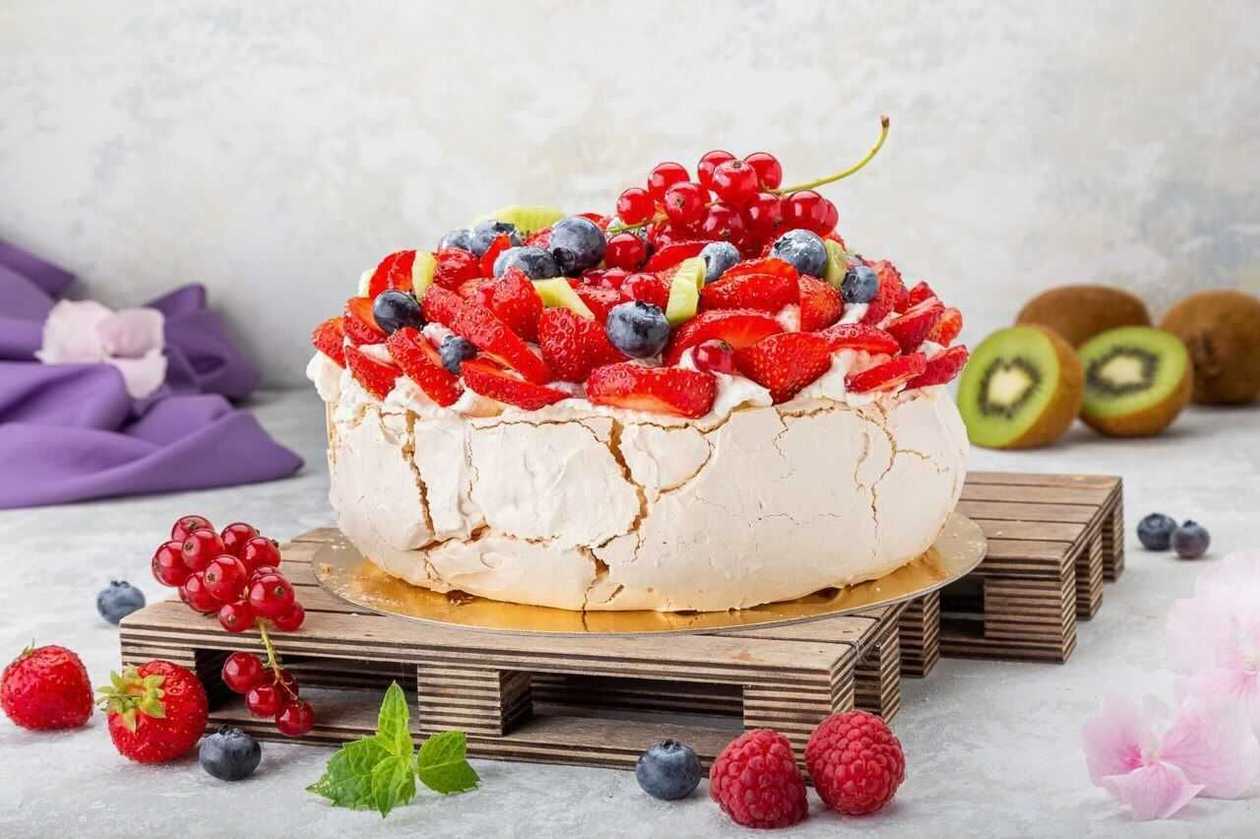 Pavlova tort ~ 650g