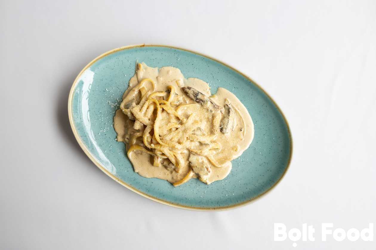 Tagliatelle con funghi porcini