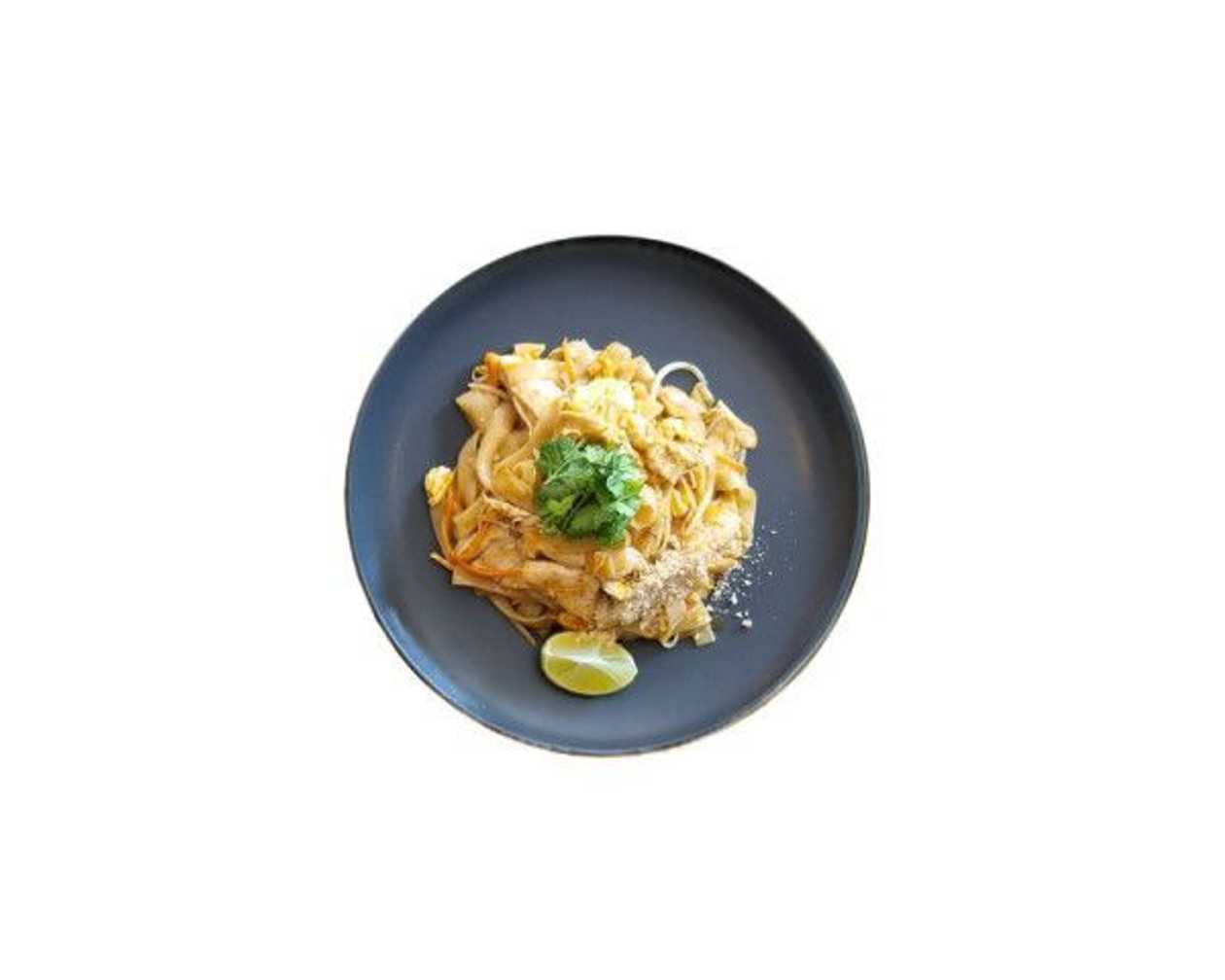 E10. Phad Mí Kathy - široké nudle s červeným kari a kokosovým mlékem
