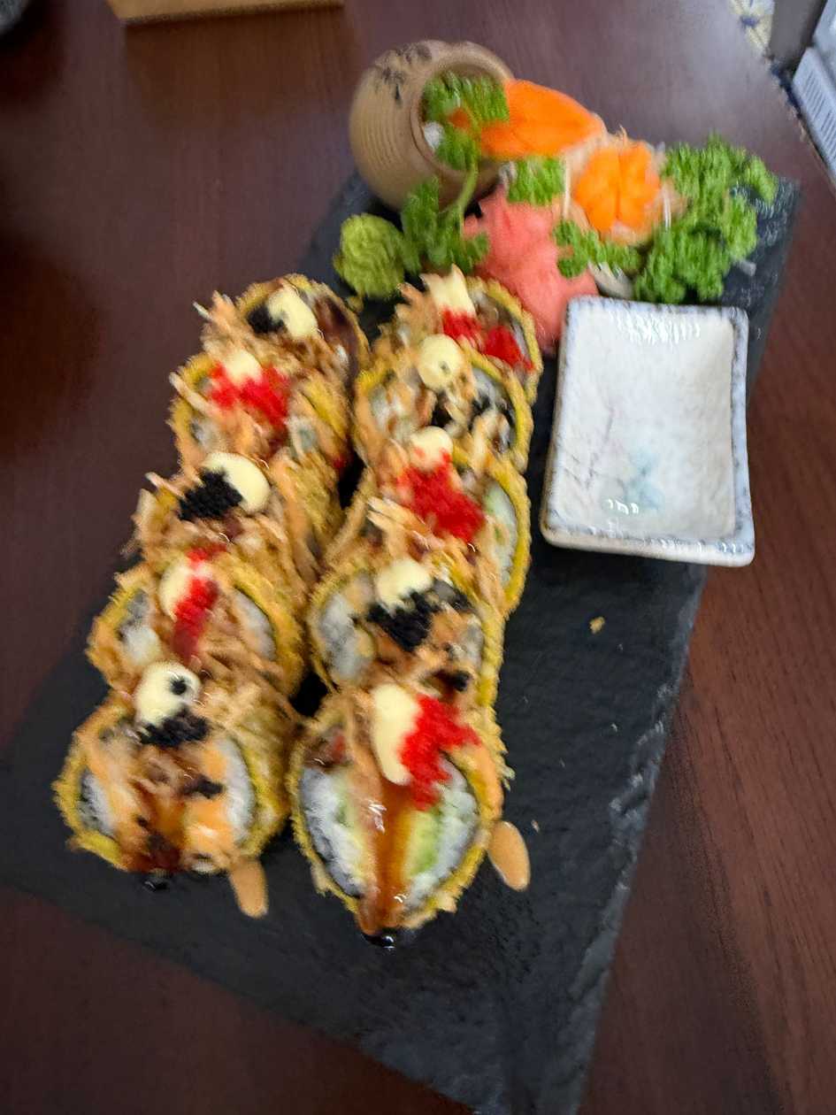 M39. Tuna Tempura Roll