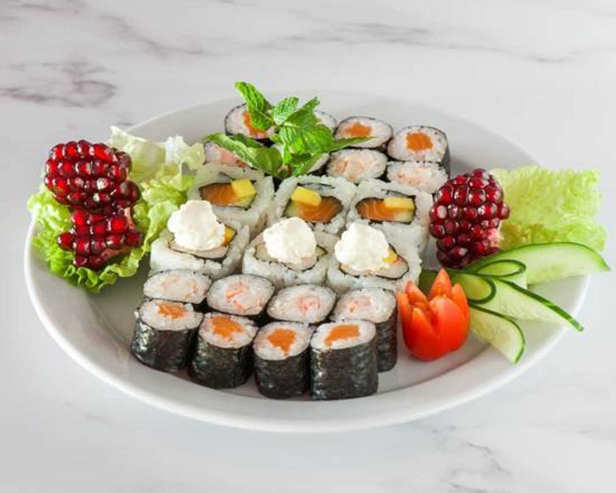 U7 Mixed Maki (22 Pieces)