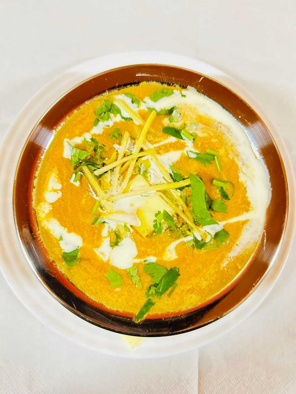 86. Lambaliha Korma