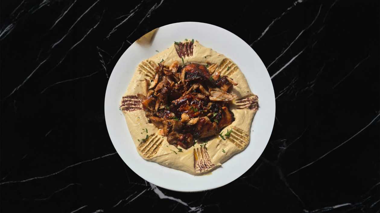 Hummus with Shawarma