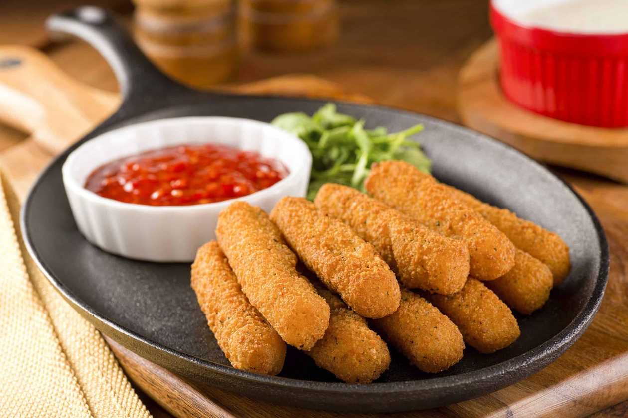 Mozzarella Sticks (5pcs.)