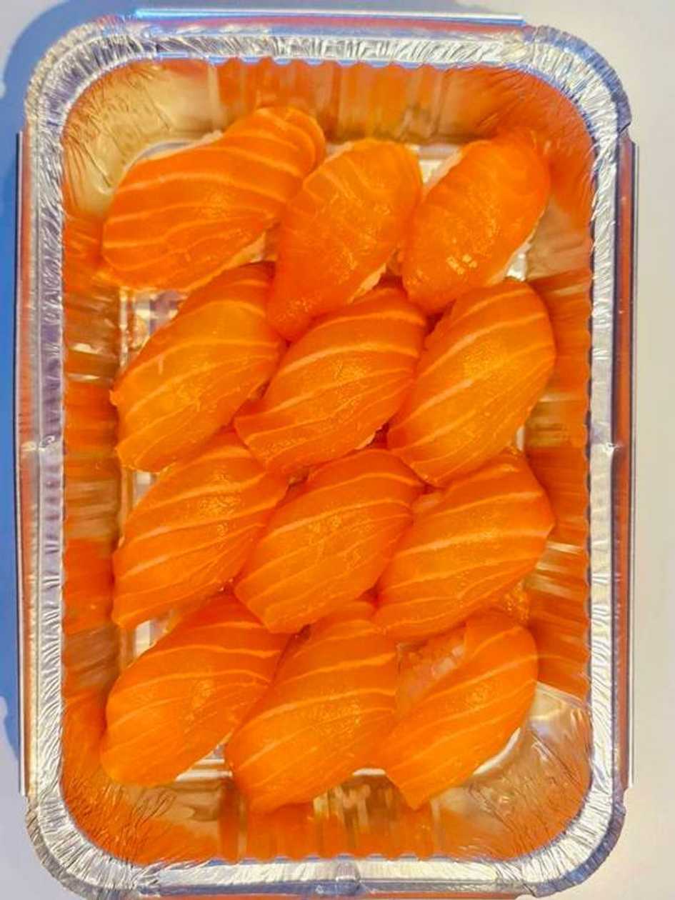 U2a Salmon Only Nigiri