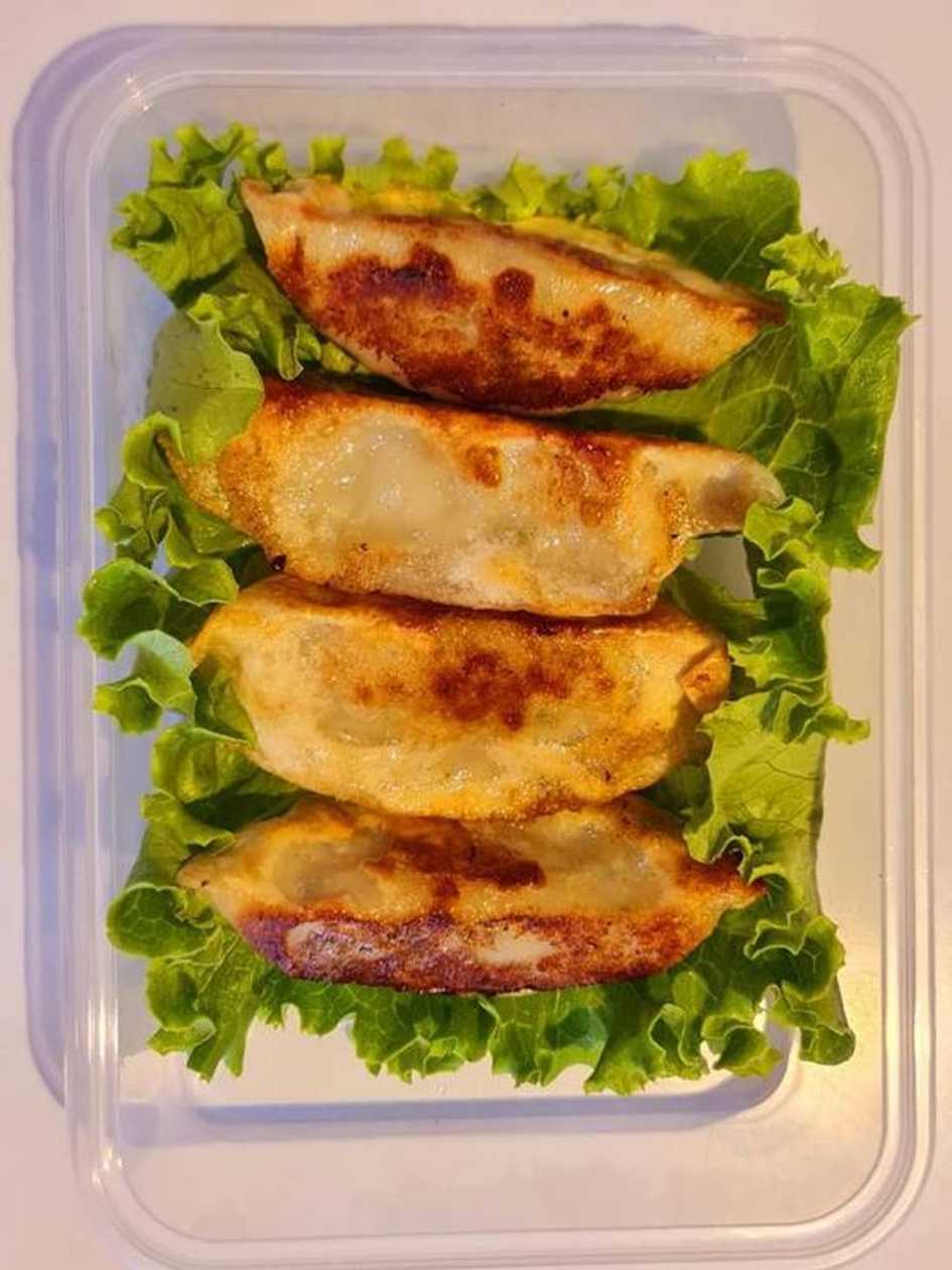 U33 Gyosas 4 Pieces Chicken and Vegetables
