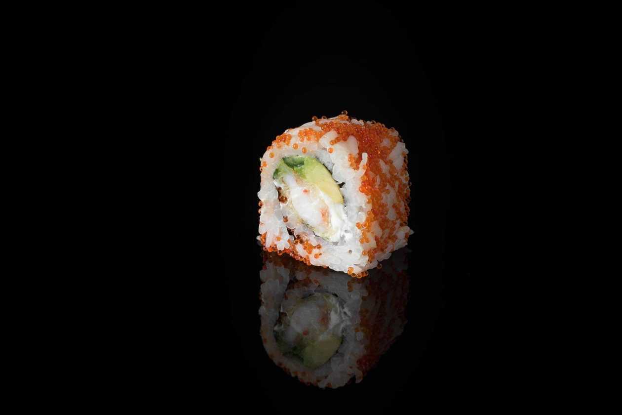 Ebi tobiko roll