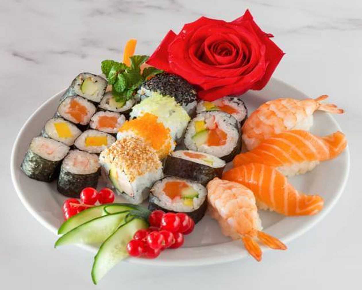 U1 Mixed Sushi (20 Pieces)