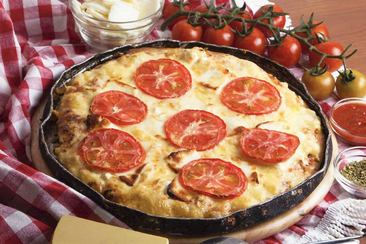 Cheese Deluxe Small Pizza