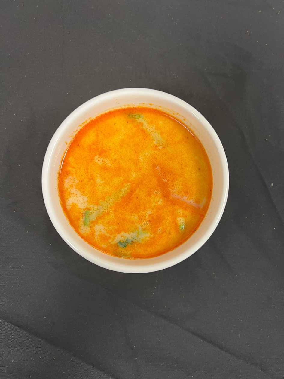 Tom Yum polievka s kuracím mäsom