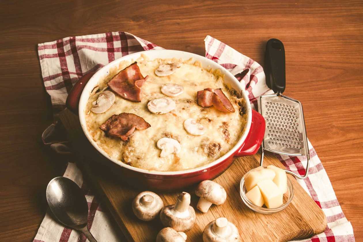 Carbonara With Melted Cheese