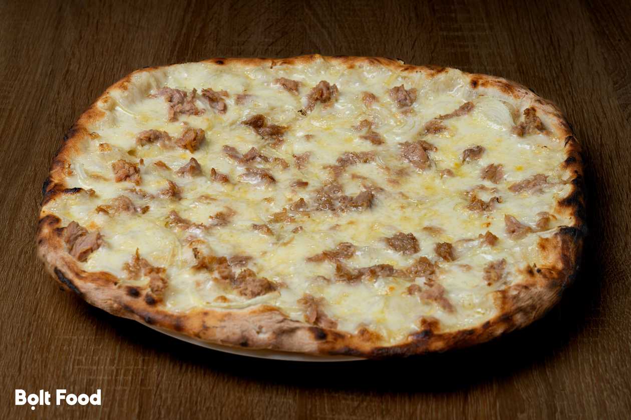 Tonno e cipolla pizza