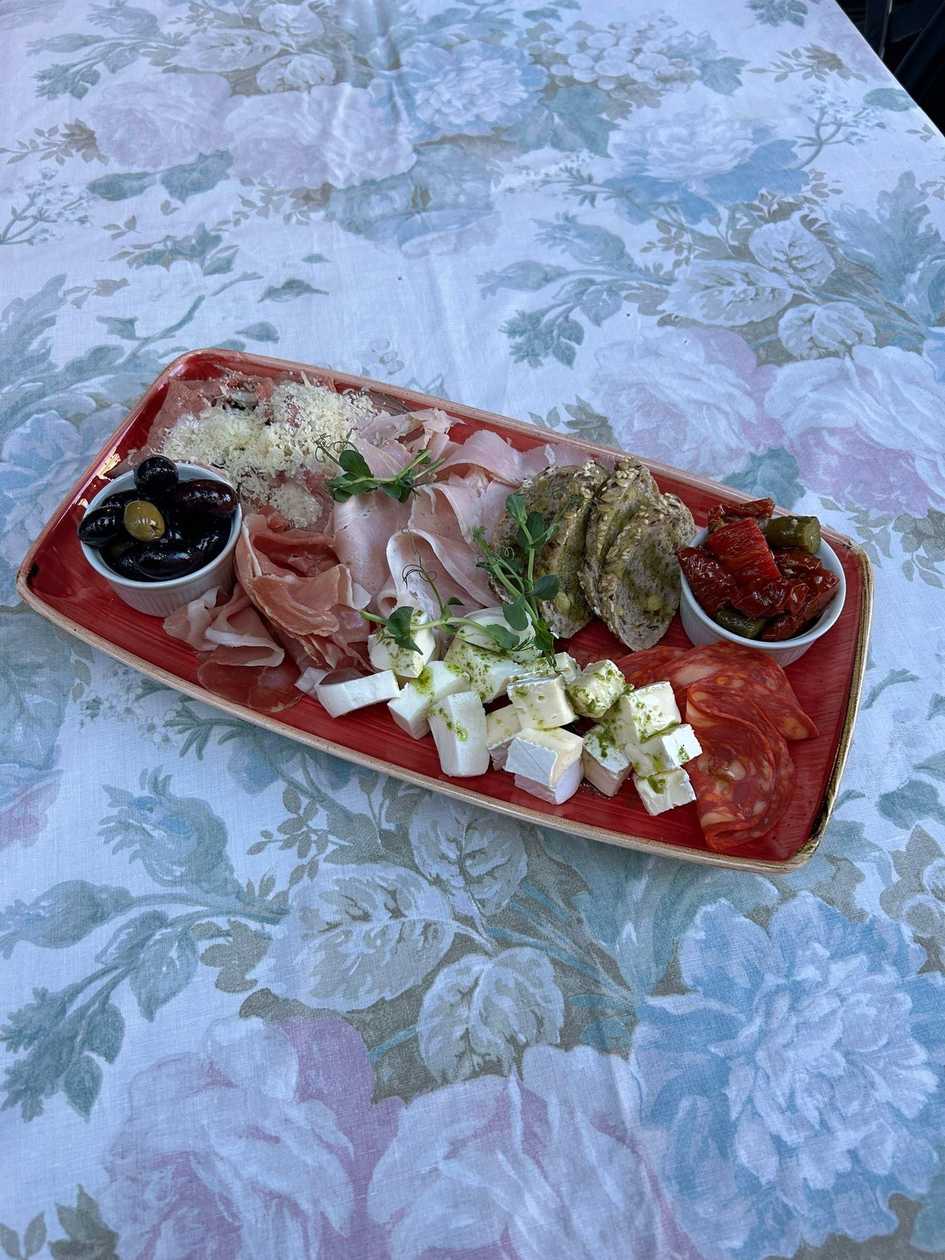 Antipasti 4 personām