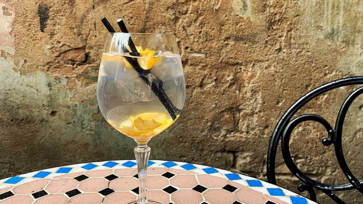 Bezalkoholiskais Cidoniju Prosecco
