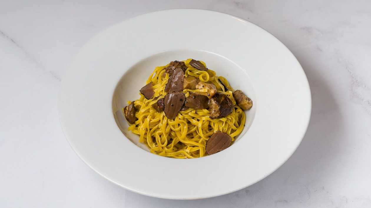 Tagliolini with Mushrooms and Truffle