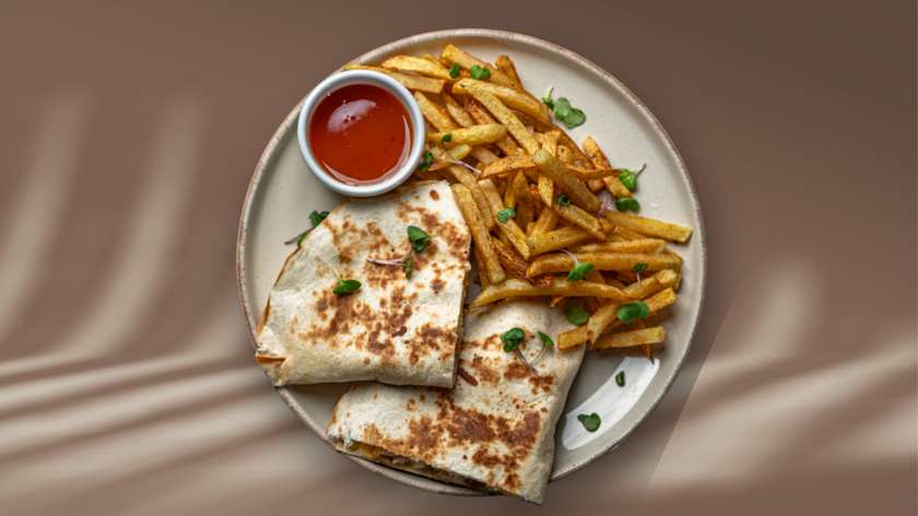 Cheesy crispy quesa