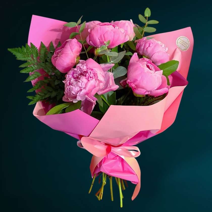 Bouquet of 5 Pink Peonies