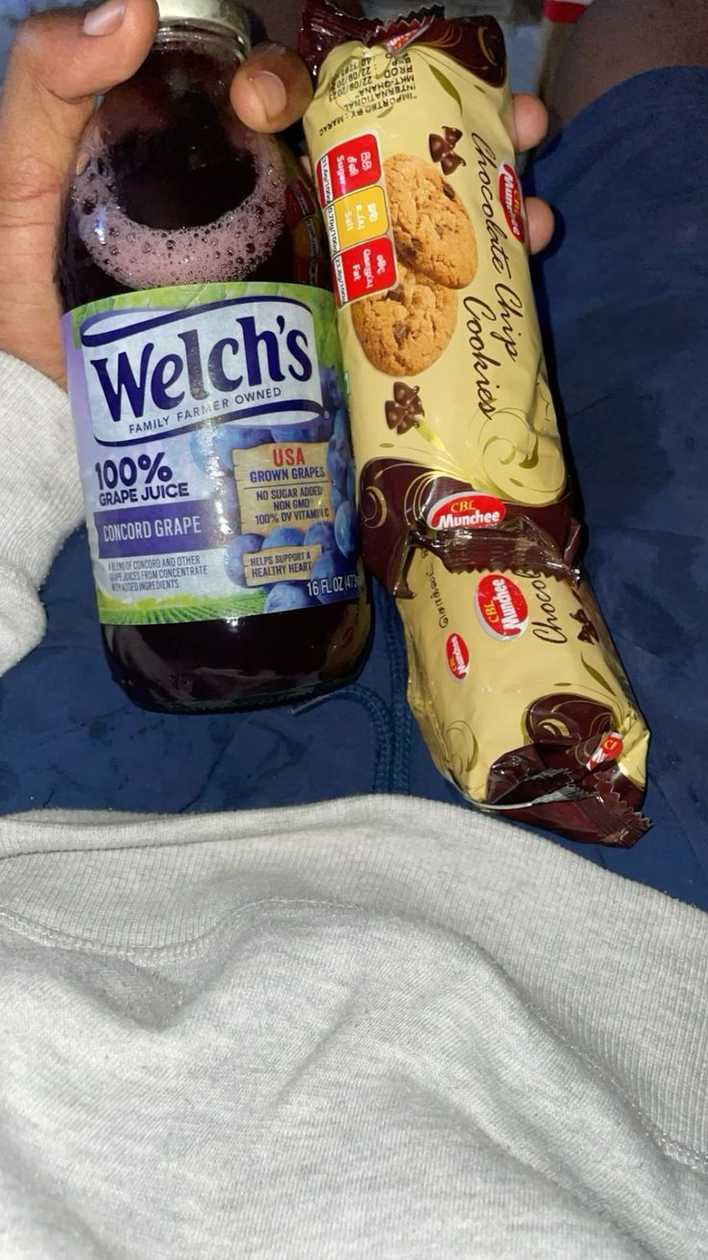 Chocolate cookies with welchs