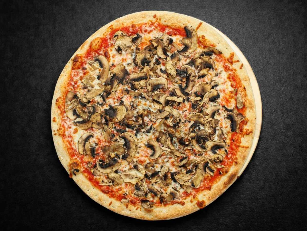 34. Funghi 32cm