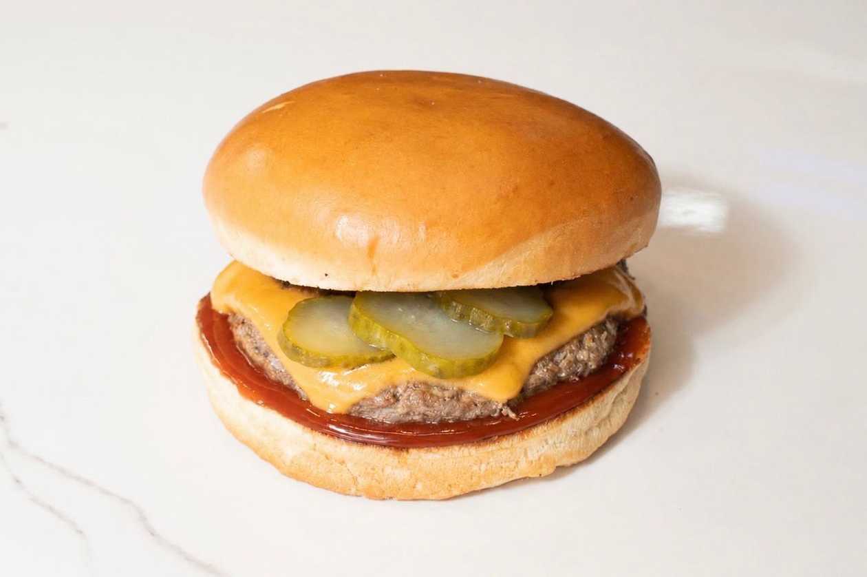 Simply Cheese Burger