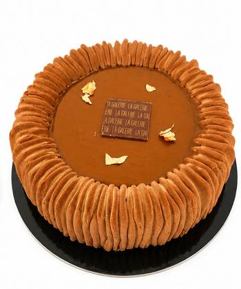 Lotus Cake