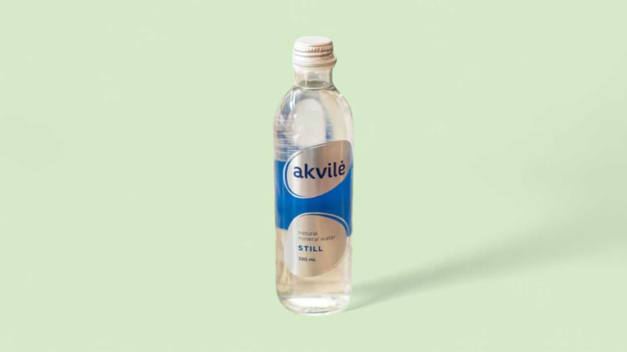 AKVILĖ negazuotas natūralus mineralinis vanduo. 0,33 L