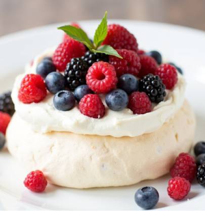 Berry Pavlova