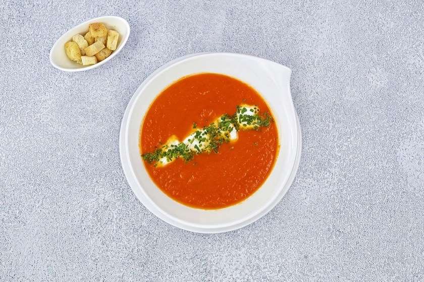 Creamy tomato with Mozzarella cheese