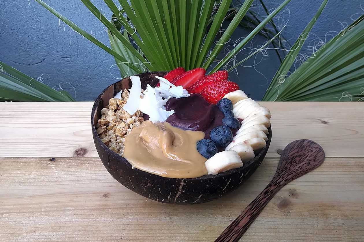 Leblon acai bowl