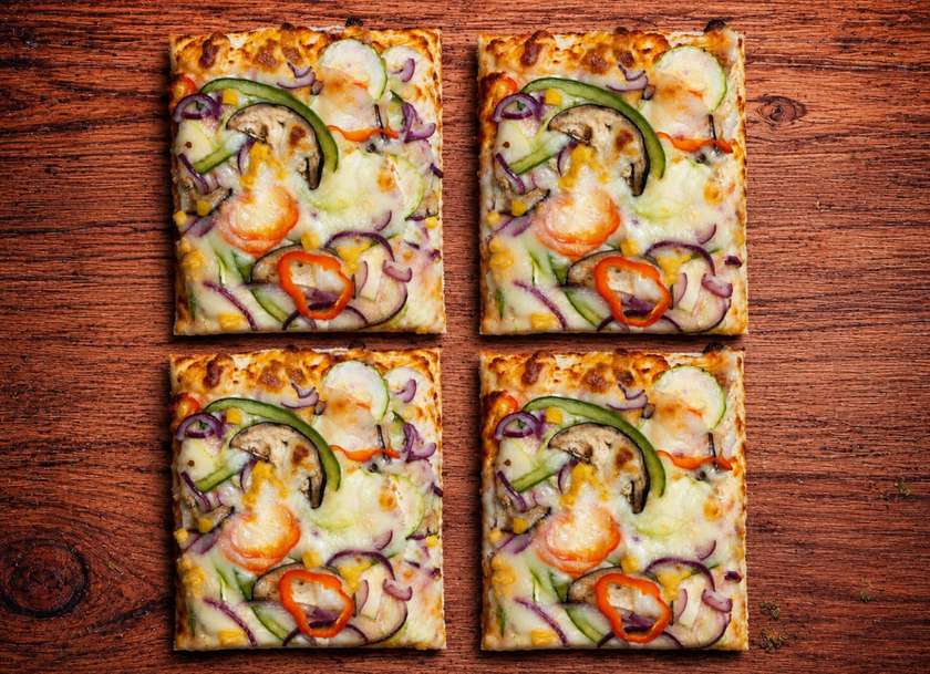Pizza Vegetariana (4 felii)