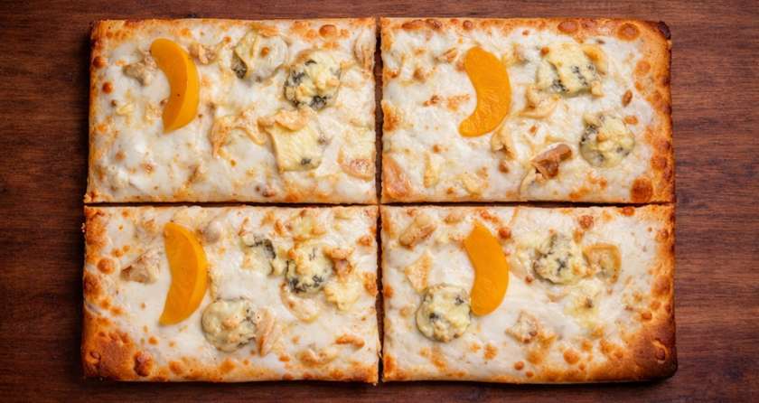 Pizza quattro formaggi (4 felii)