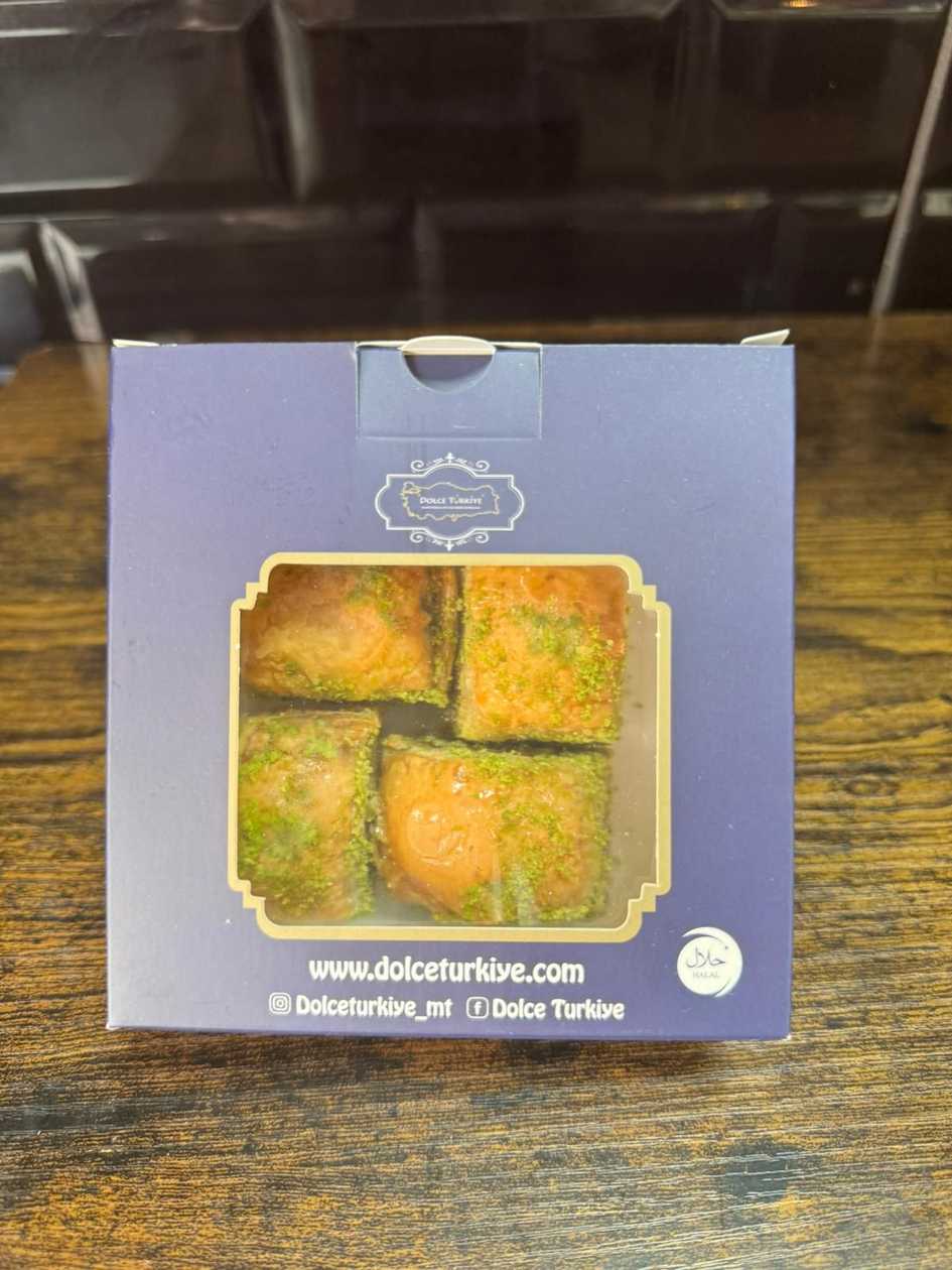 Classic Pistachio Baklava 4 pcs