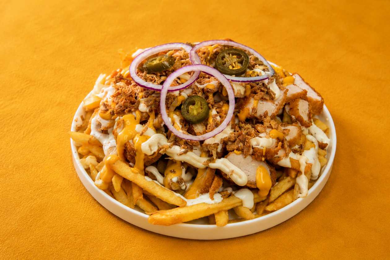 Loaded fries with crispy chicken 🍟