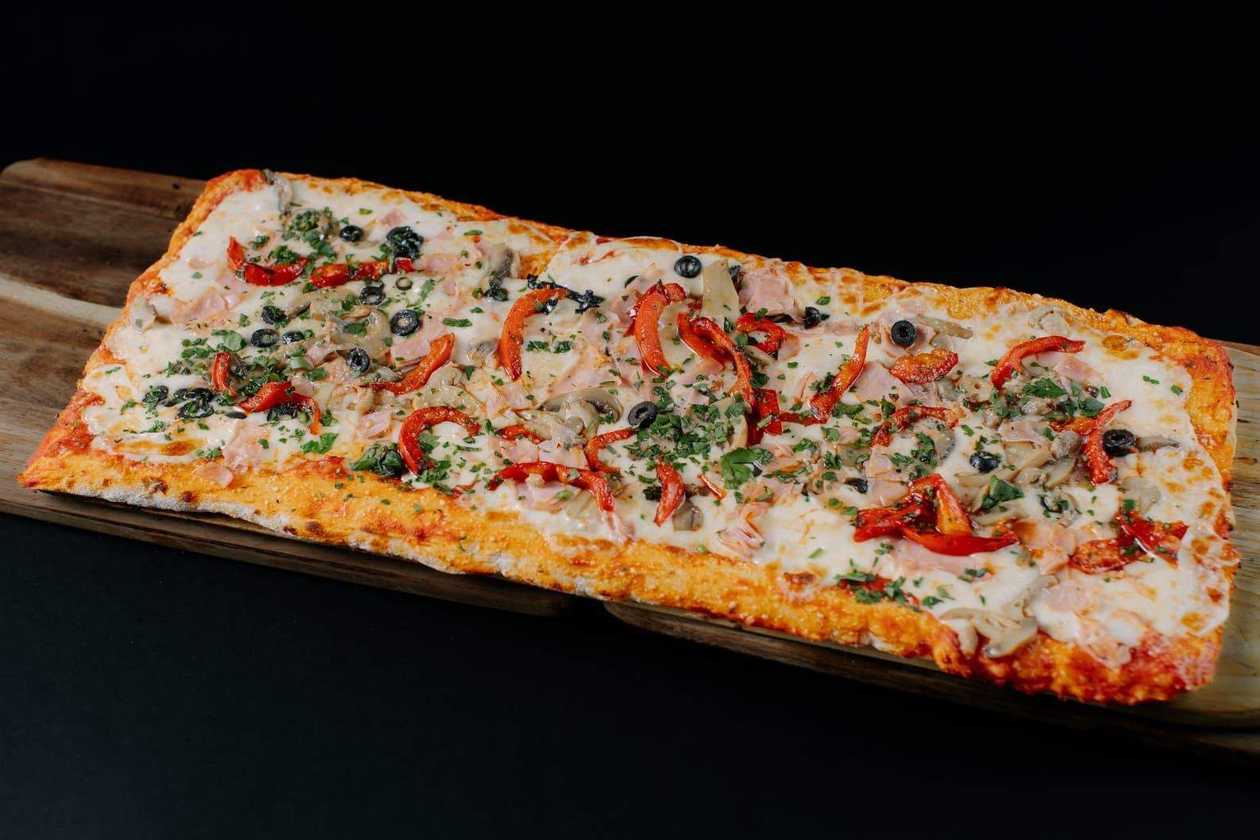 Pizza Capriciosa la Metru