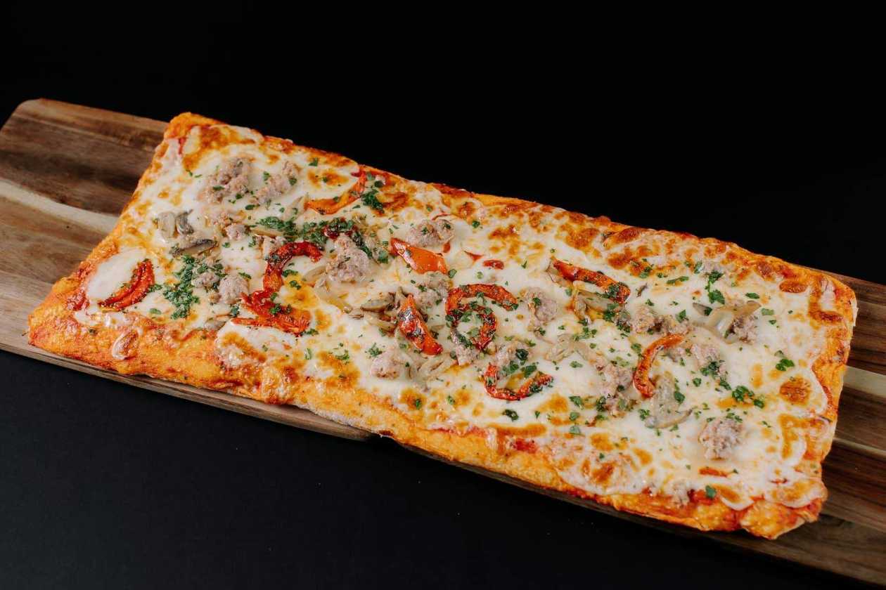 Pizza Boscaiola la Metru