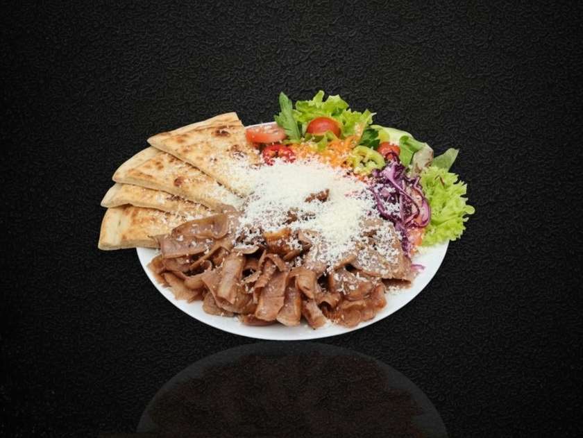 24. Malý Talíř Kebab se Sýrem