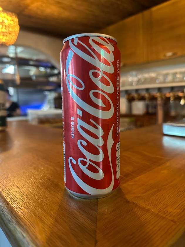 Coca-cola plechovka