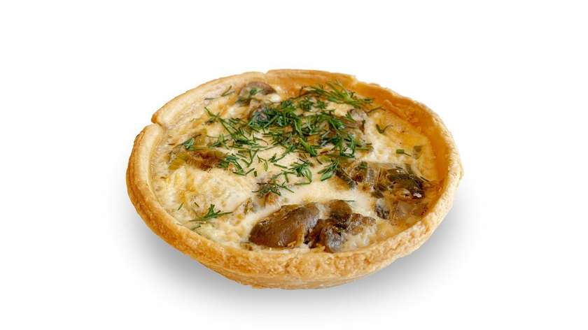 Quiche with Mushrooms and Vegetables