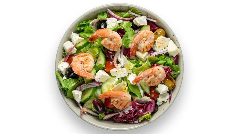 Salad with feta, shrimps
