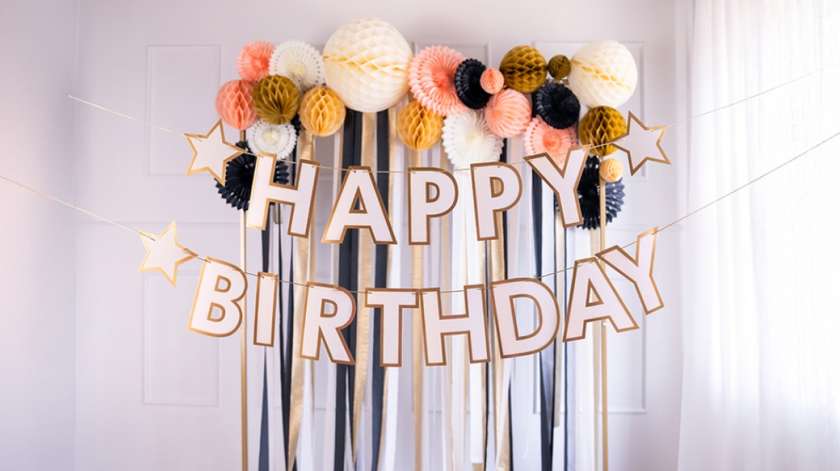 Bänner 'Happy Birthday', 220x14,5 cm