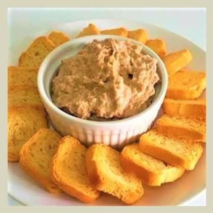 pate de atum com torrada