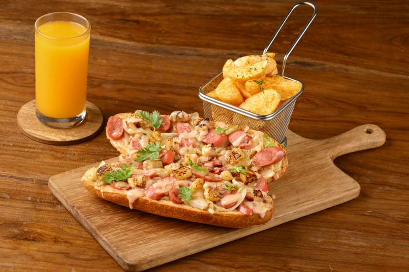 Beef Vienna & Honey Glazed Onions Sub