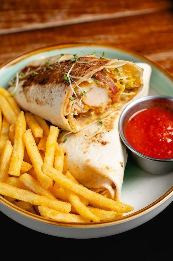 CRISPY CHICKEN WRAP