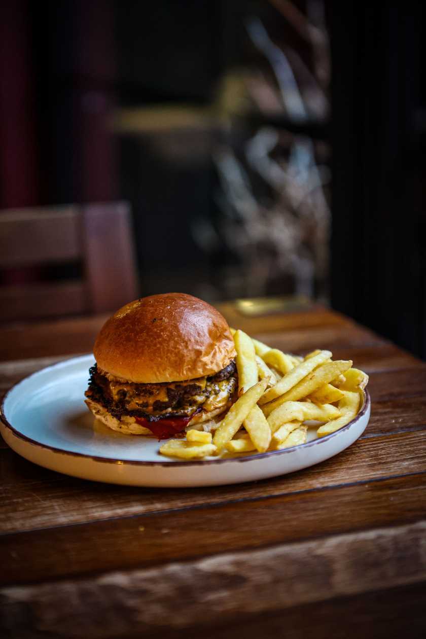 CHEESEBURGER COMBO